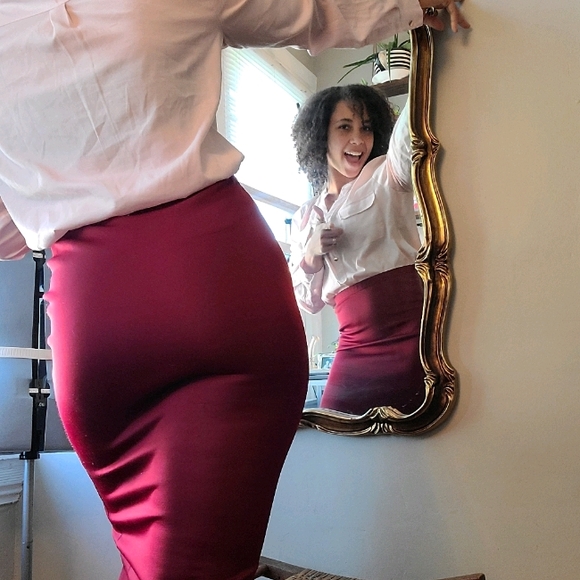 Glamorous Dresses & Skirts - Glamorous Burgandy Pencil Skirt